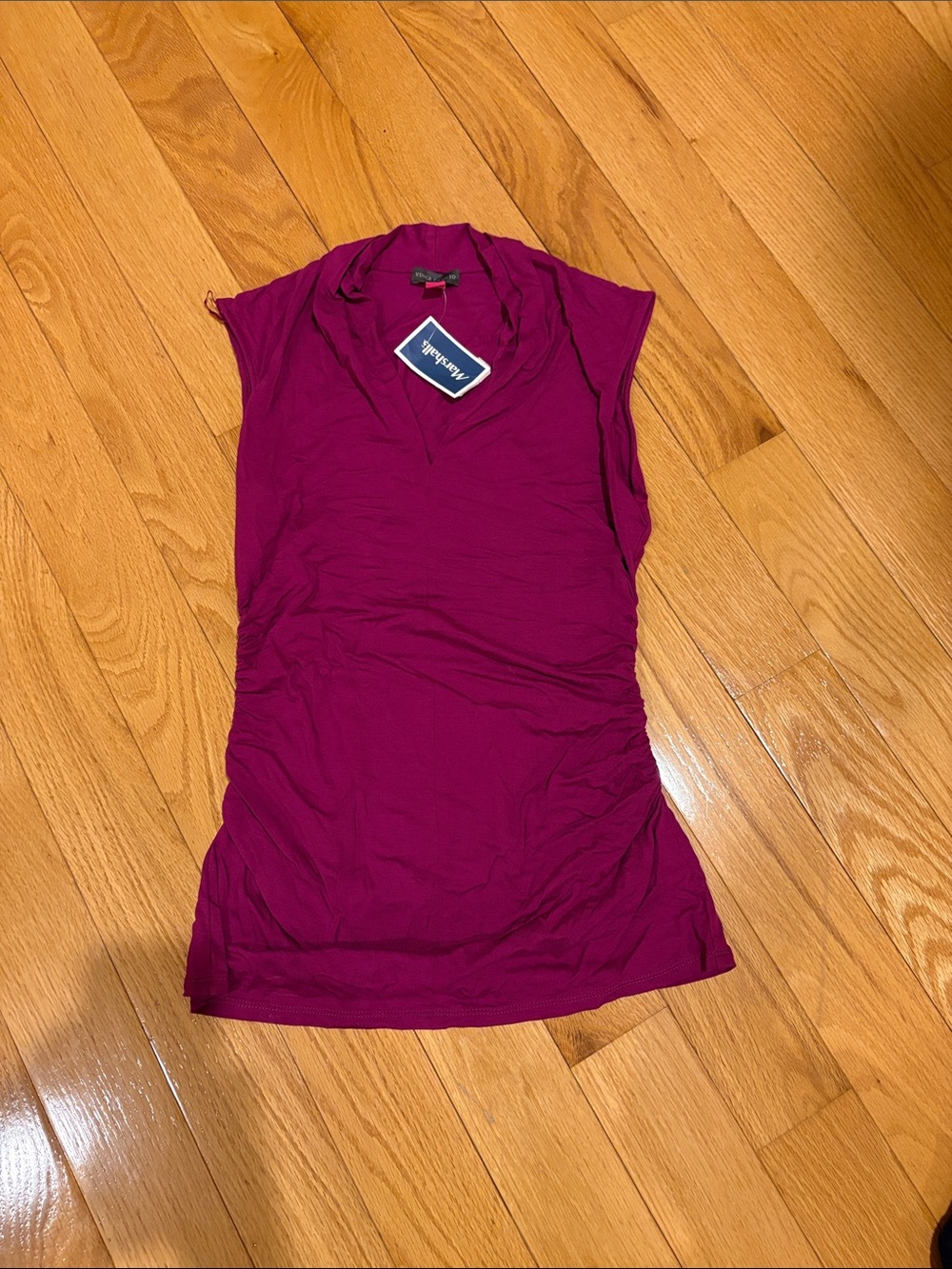 NWT Vince Camuto Magenta V-Neck Sleeveless Ruched Tank